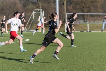 Bild 232 - wBJ SV Wahlstedt - SV Henstedt Ulzburg : Ergebnis: 0:1